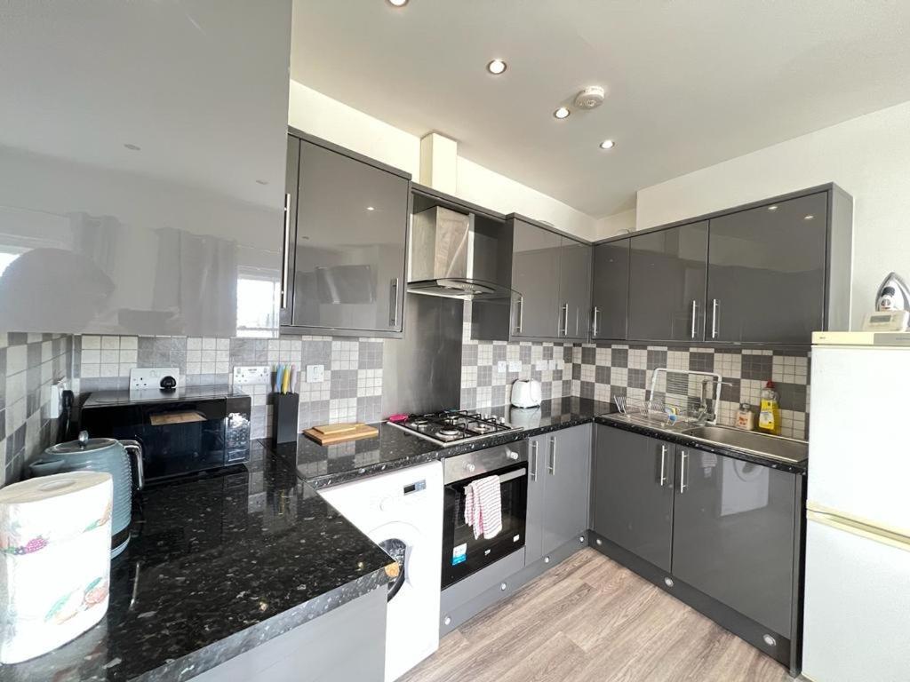 Entire New Flat With View To River Yare, H7 Great Yarmouth Exterior foto