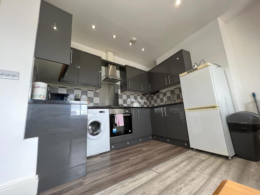 Entire New Flat With View To River Yare, H7 Great Yarmouth Exterior foto