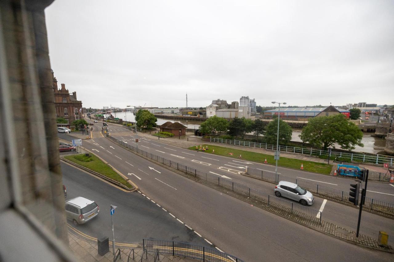 Entire New Flat With View To River Yare, H7 Great Yarmouth Exterior foto